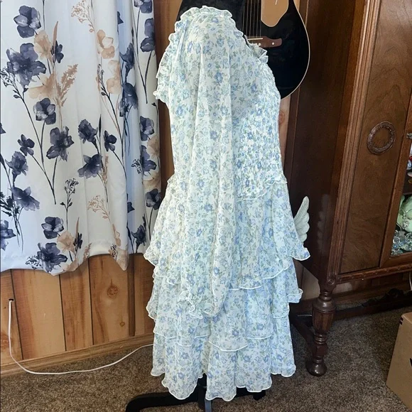 Ultra Flirt Spring and Summer Blue Floral Ruffle Tiered Dress - Picture 4 of 10